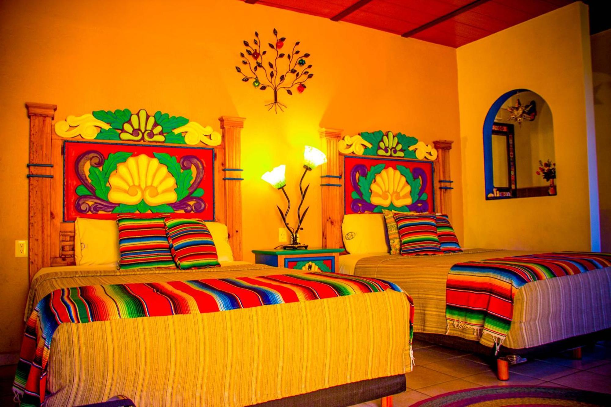 Posada Margaritas Tlaquepaque Exterior foto