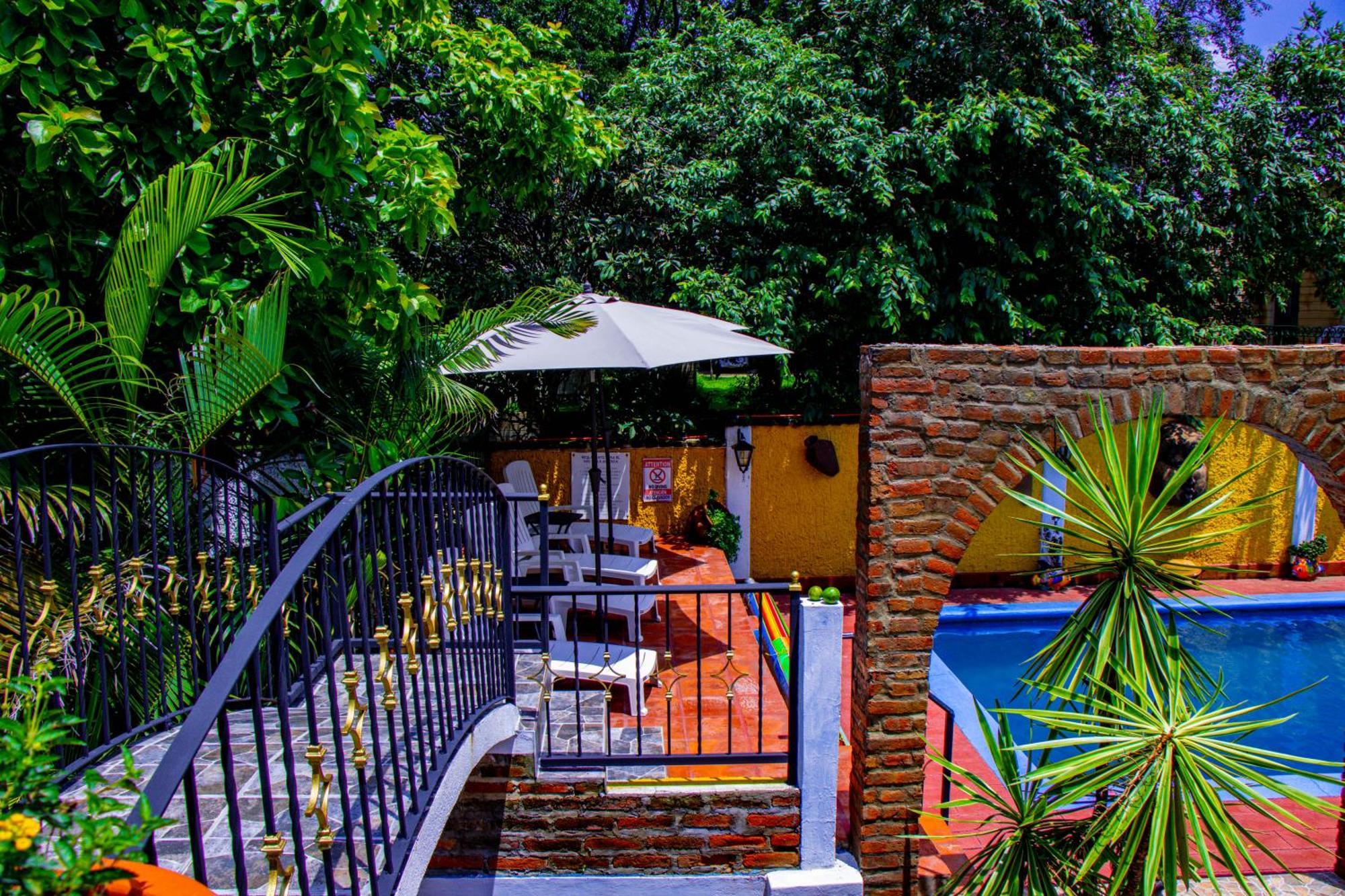 Posada Margaritas Tlaquepaque Exterior foto