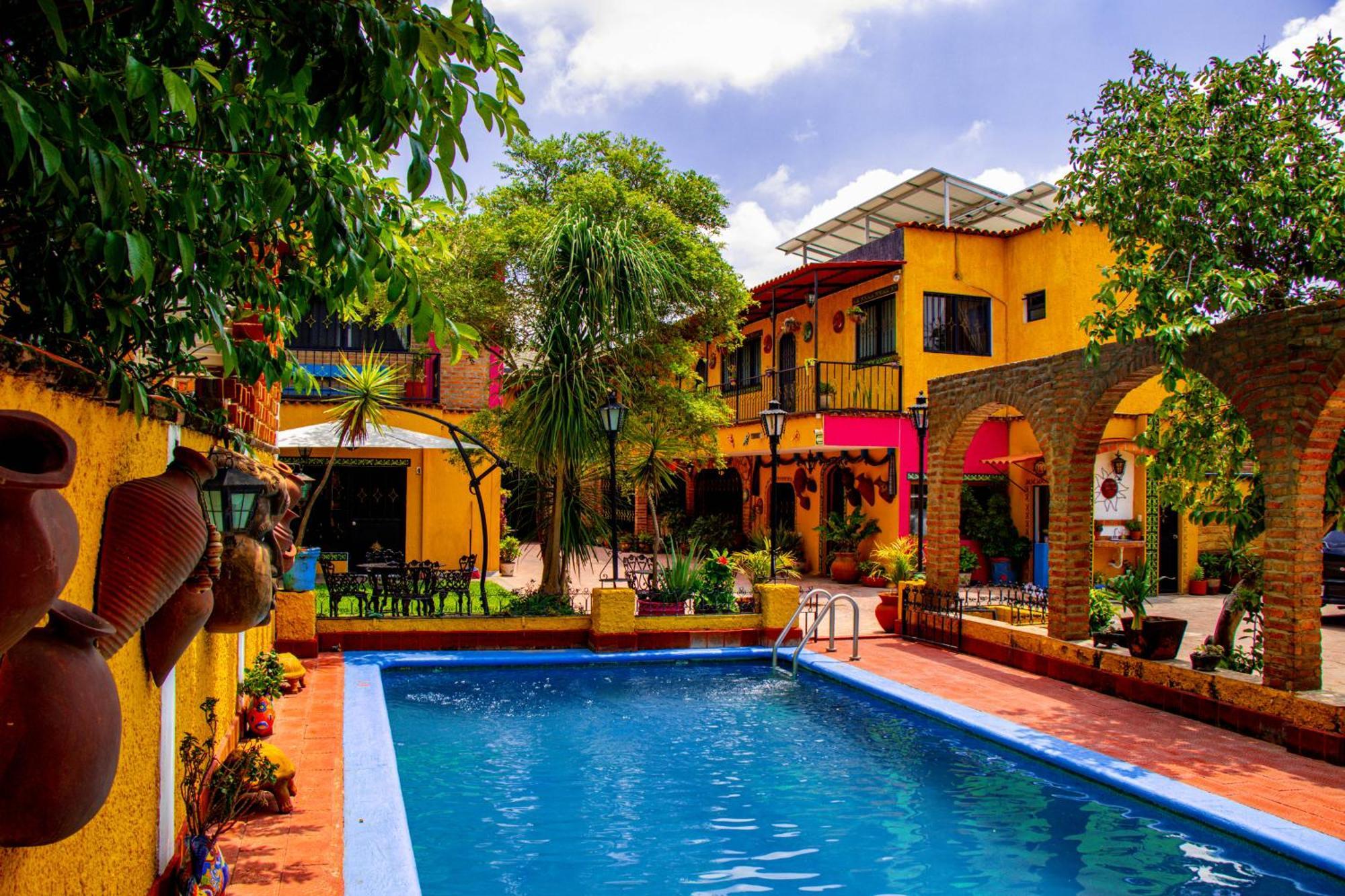 Posada Margaritas Tlaquepaque Exterior foto